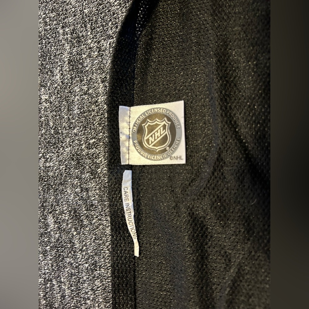 Pittsburgh Penguins NHL Jersey SL Pillow Sham Light Yellow Black 31"X25" - Picture 4 of 8